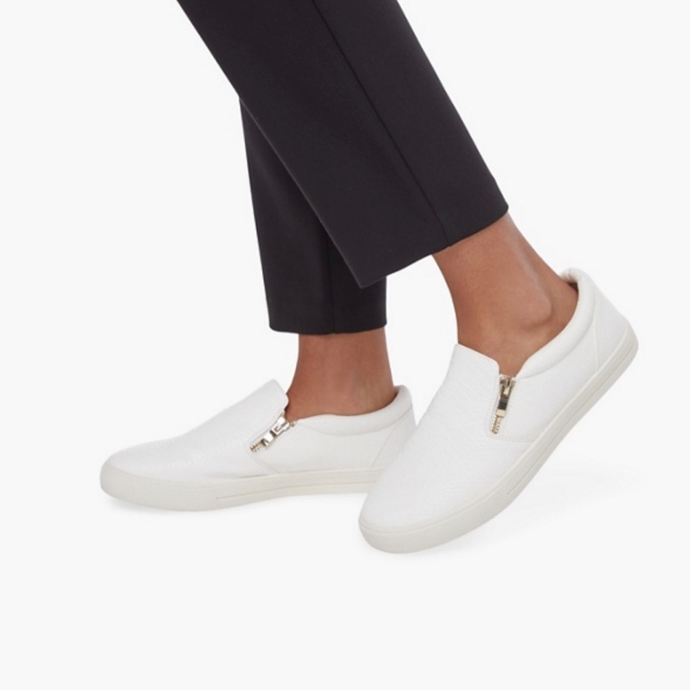 Just Fab Courtlyn Slip-On
Sneaker (white)